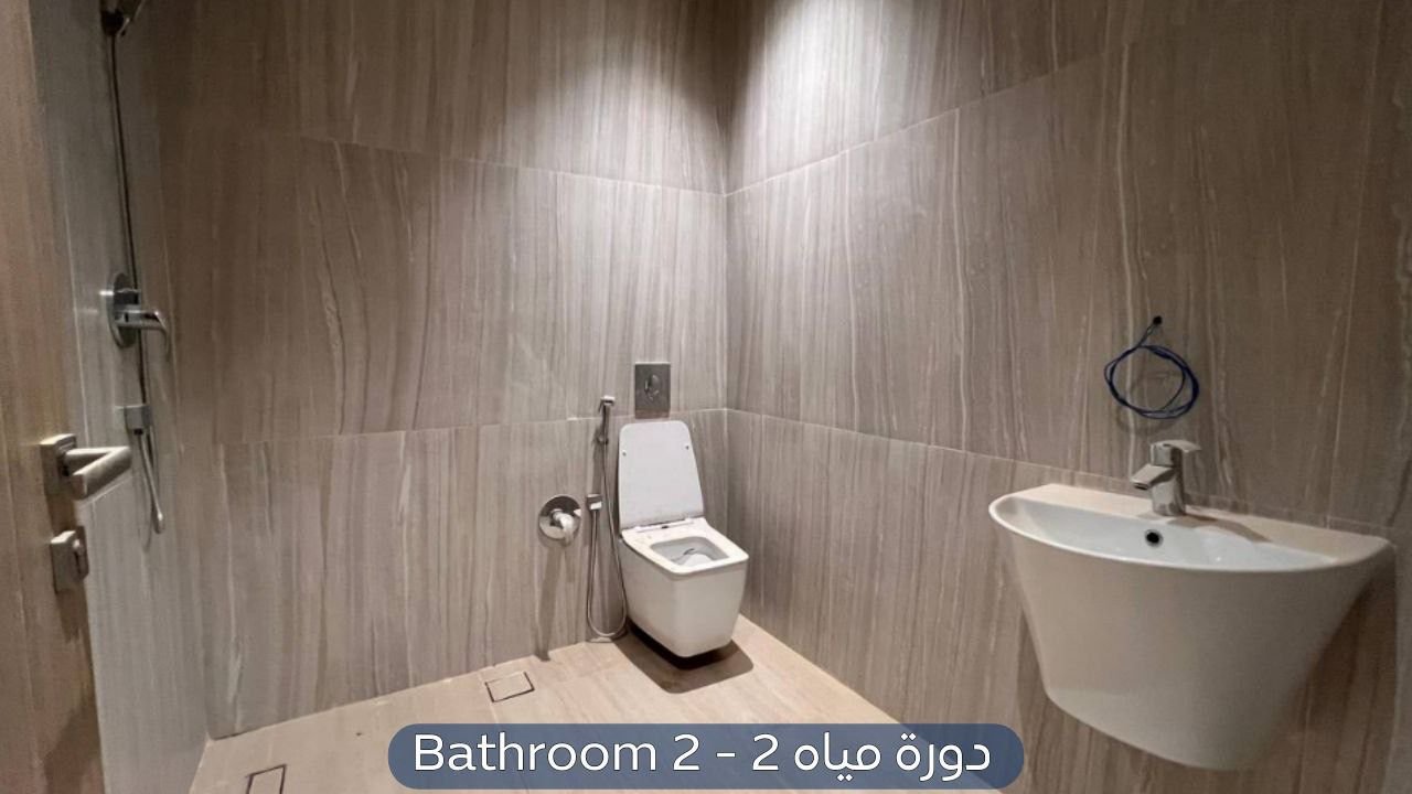 شقة  في حي القادسية