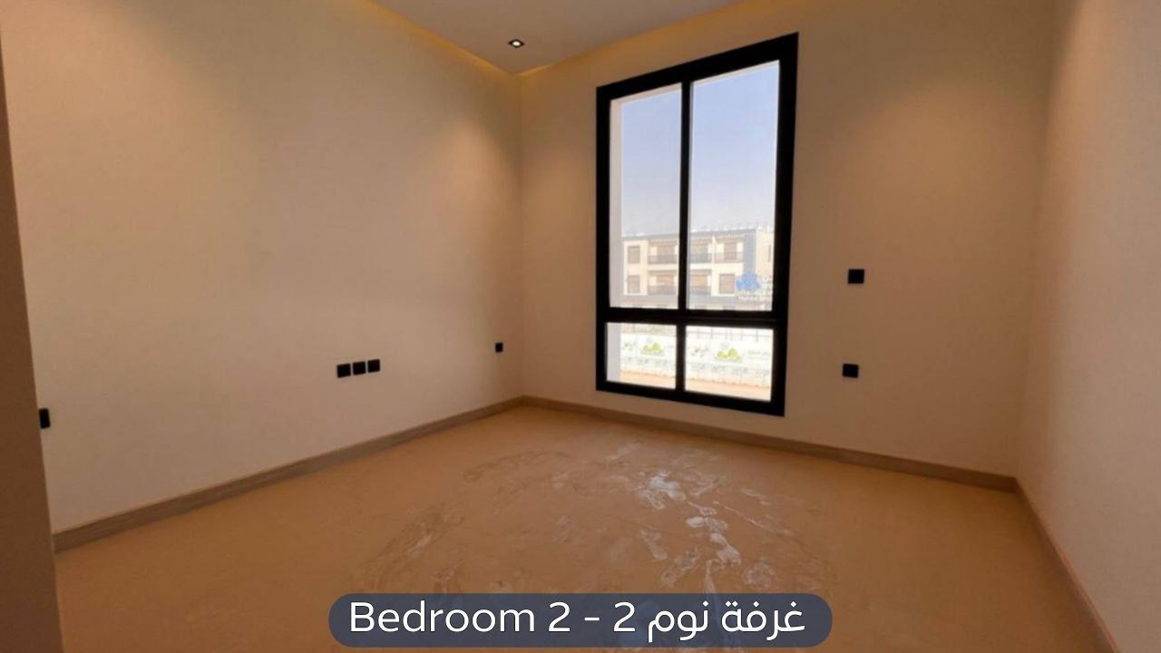 شقة  في حي القادسية