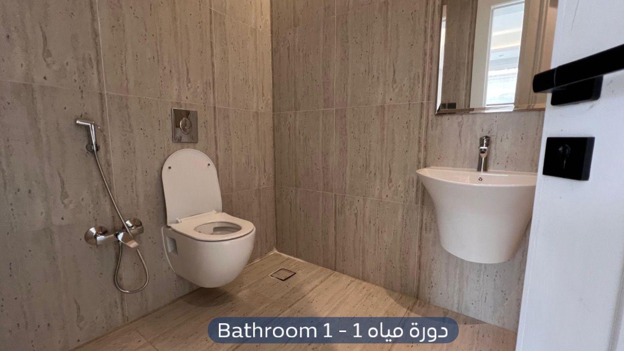 شقة  في حي الملقا