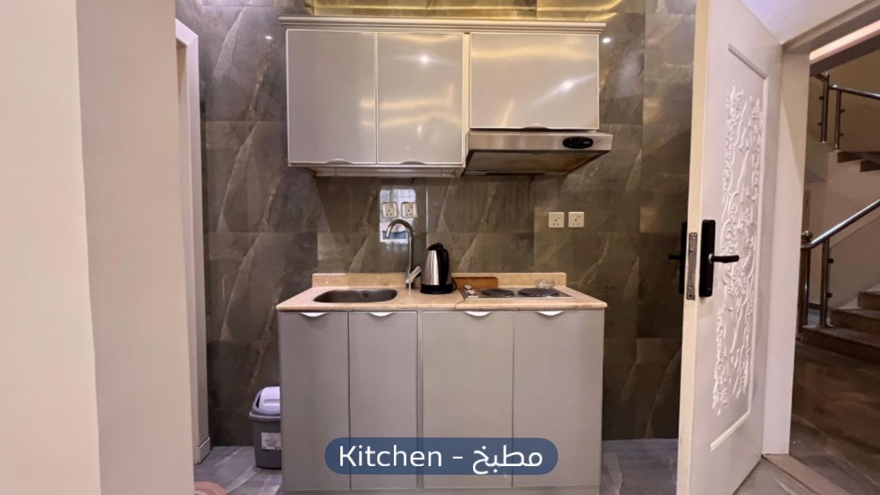 استديو  في حي الملقا