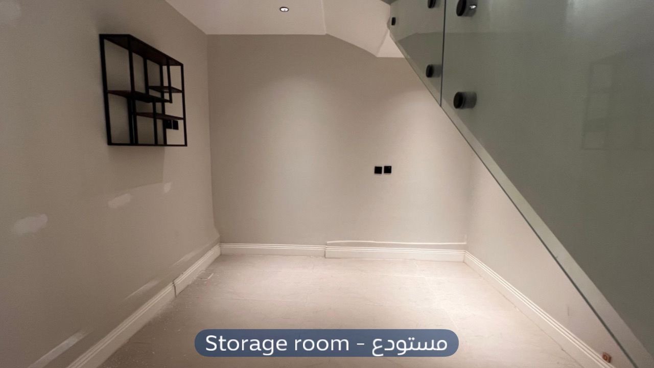 فيلا  في حي العارض