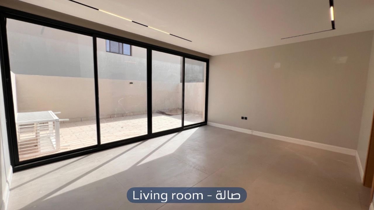 فيلا  في حي العارض