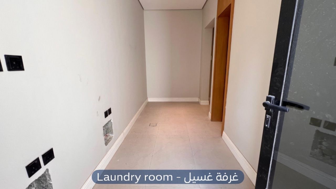 فيلا  في حي العارض