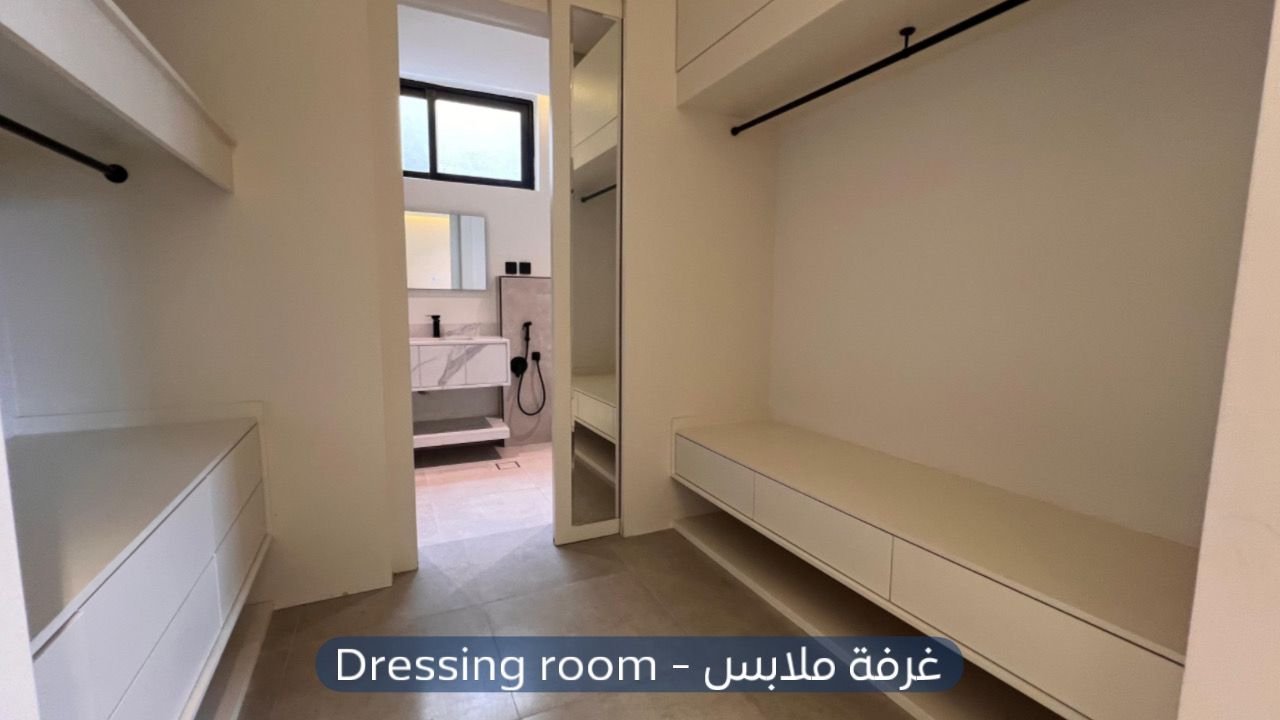 فيلا  في حي عرقة