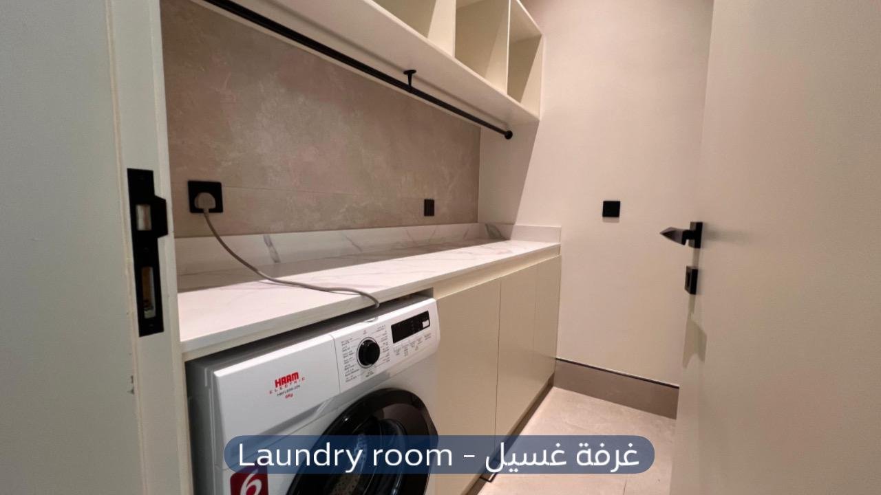 فيلا  في حي عرقة