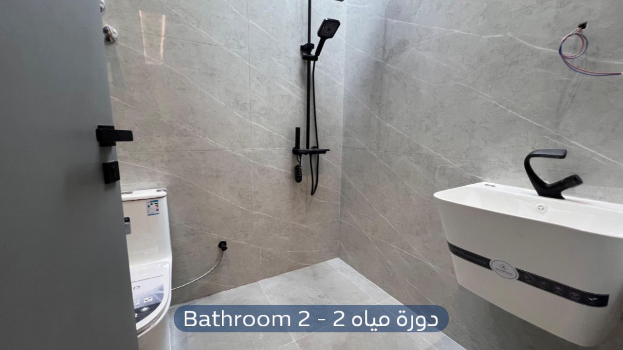 شقة  في حي الياسمين