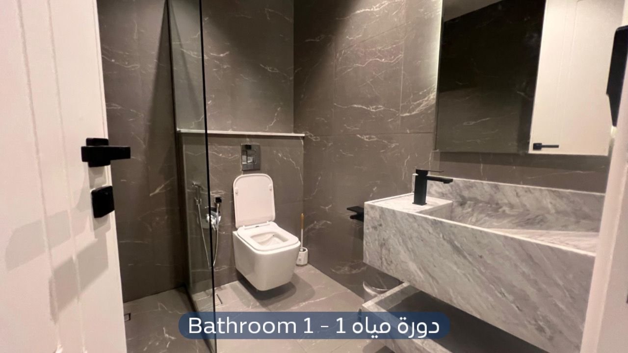 شقة  في حي الازدهار