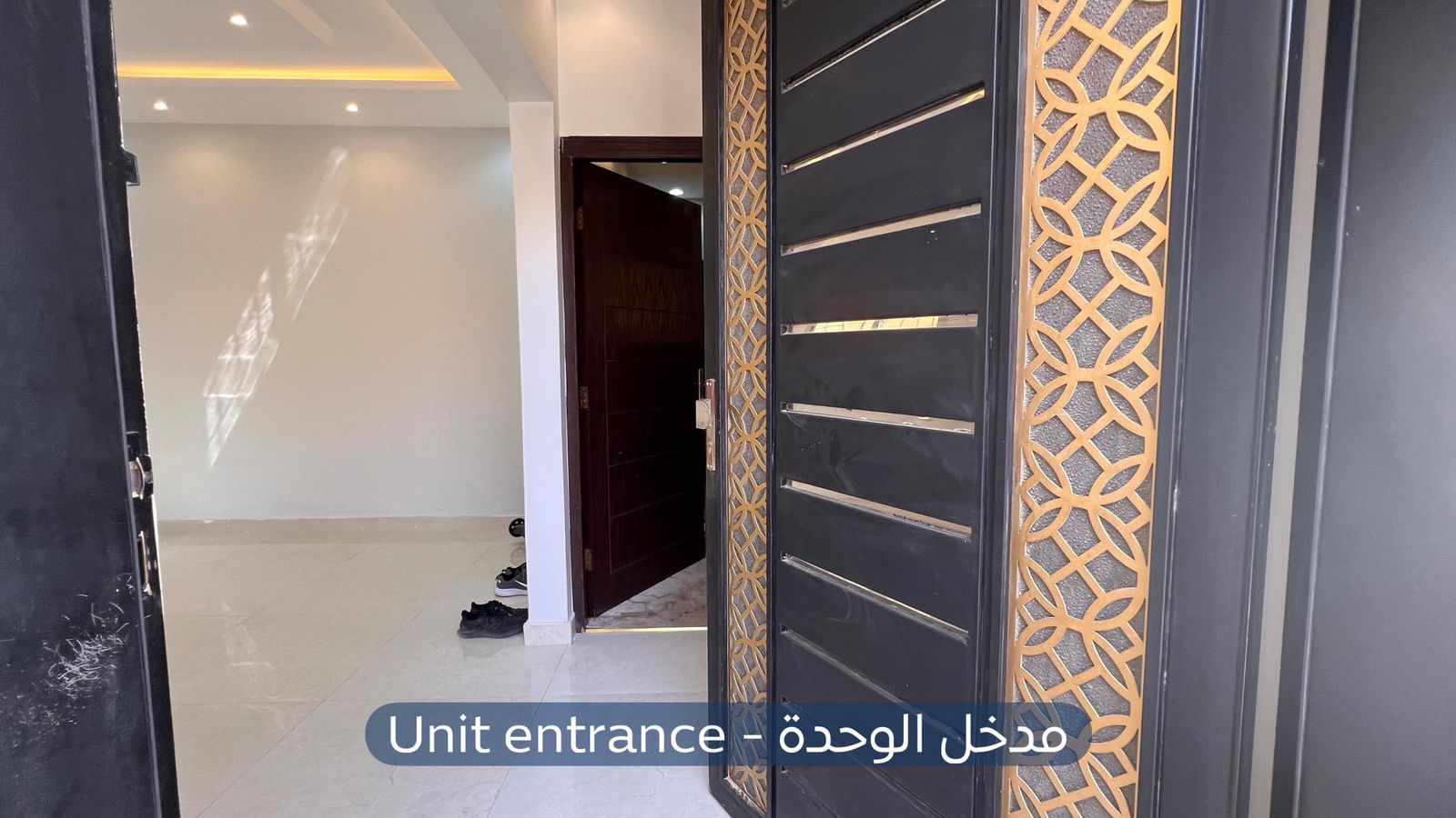 فيلا  في حي ظهرة لبن