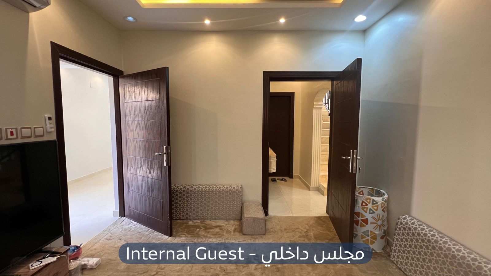 فيلا  في حي ظهرة لبن