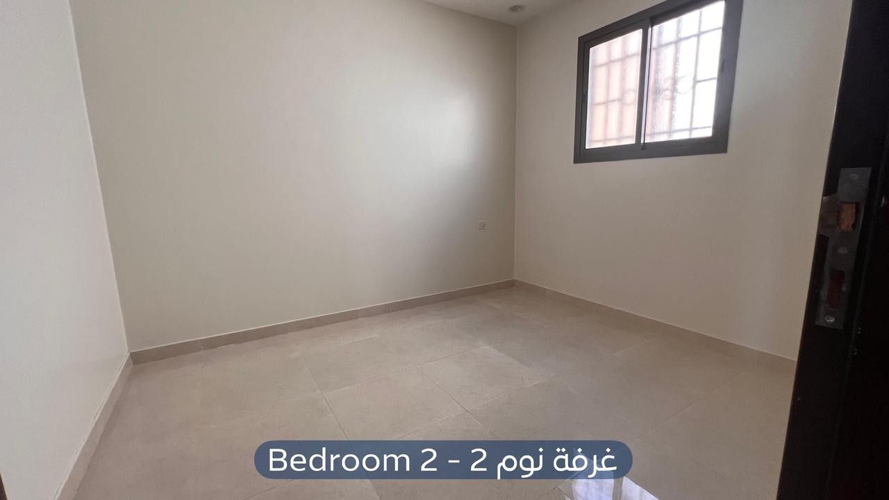 فيلا  في حي ظهرة لبن