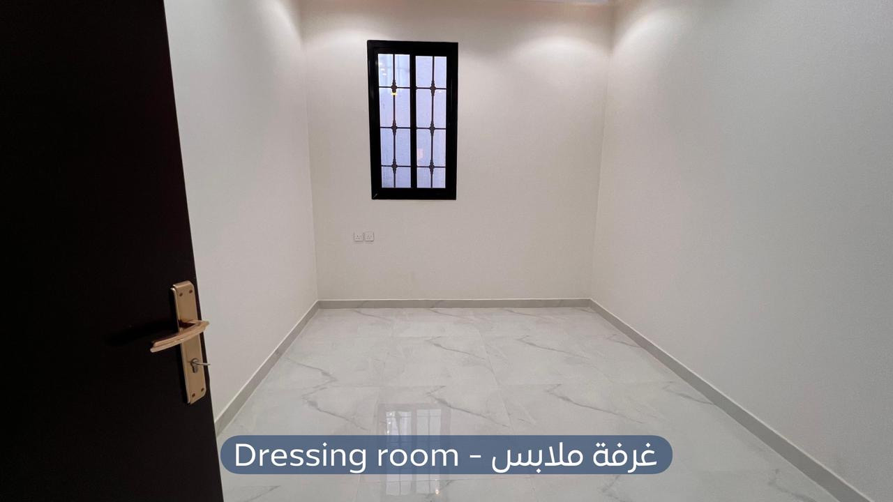 فيلا  في حي الرمال