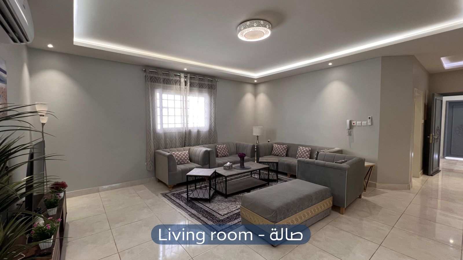 شقة  في حي اشبيلية