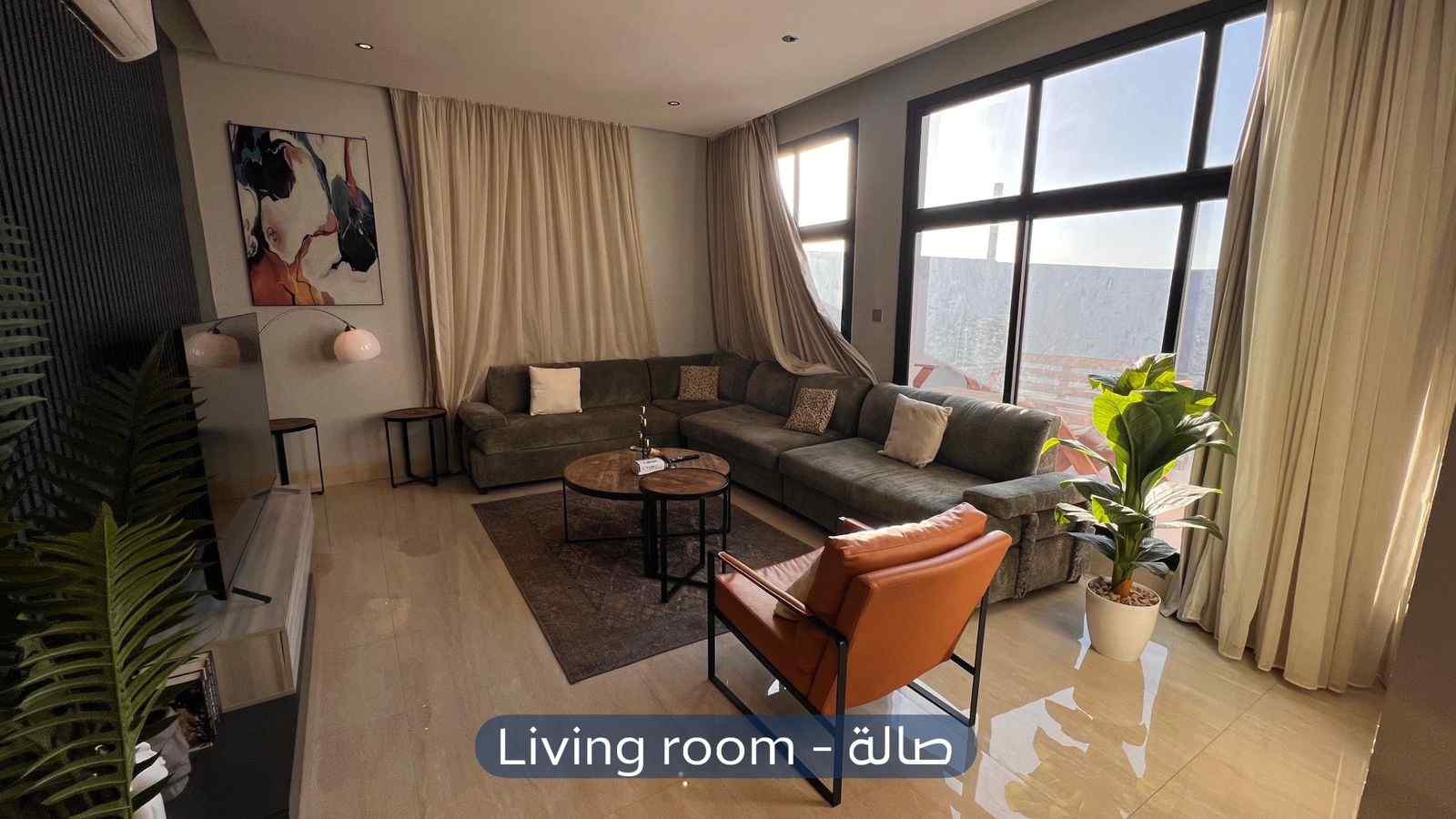 شقة  في حي لبن