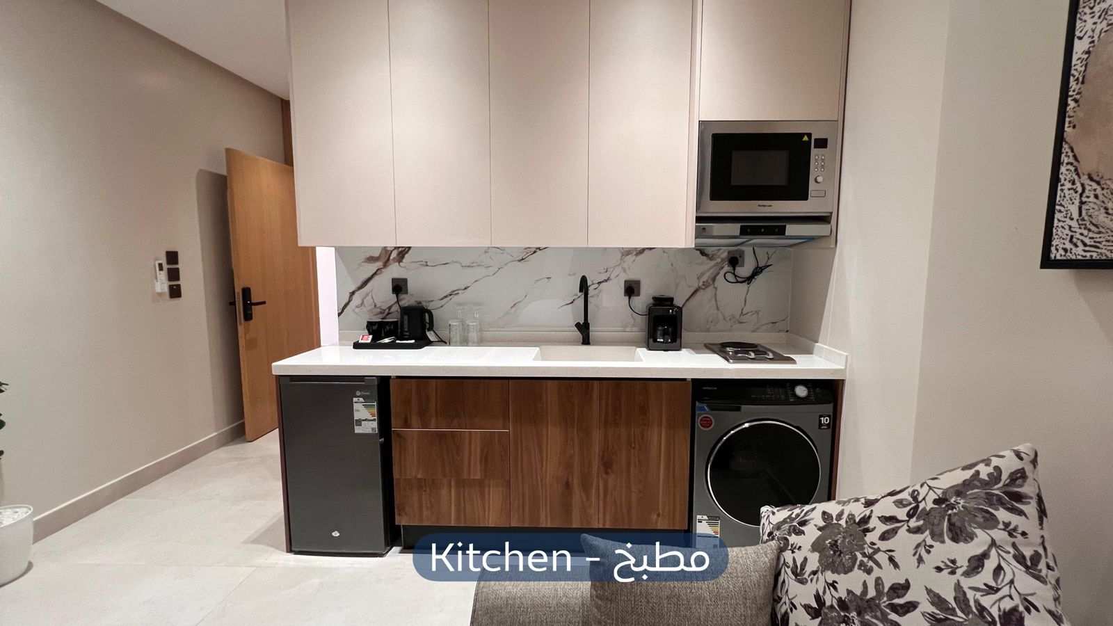 استديو  في حي الازدهار