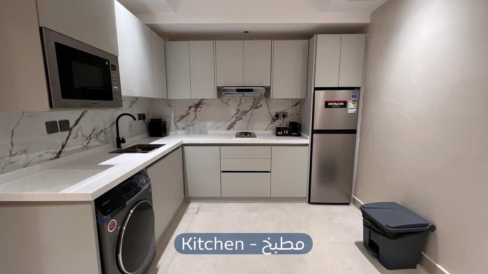 شقة  في حي الازدهار