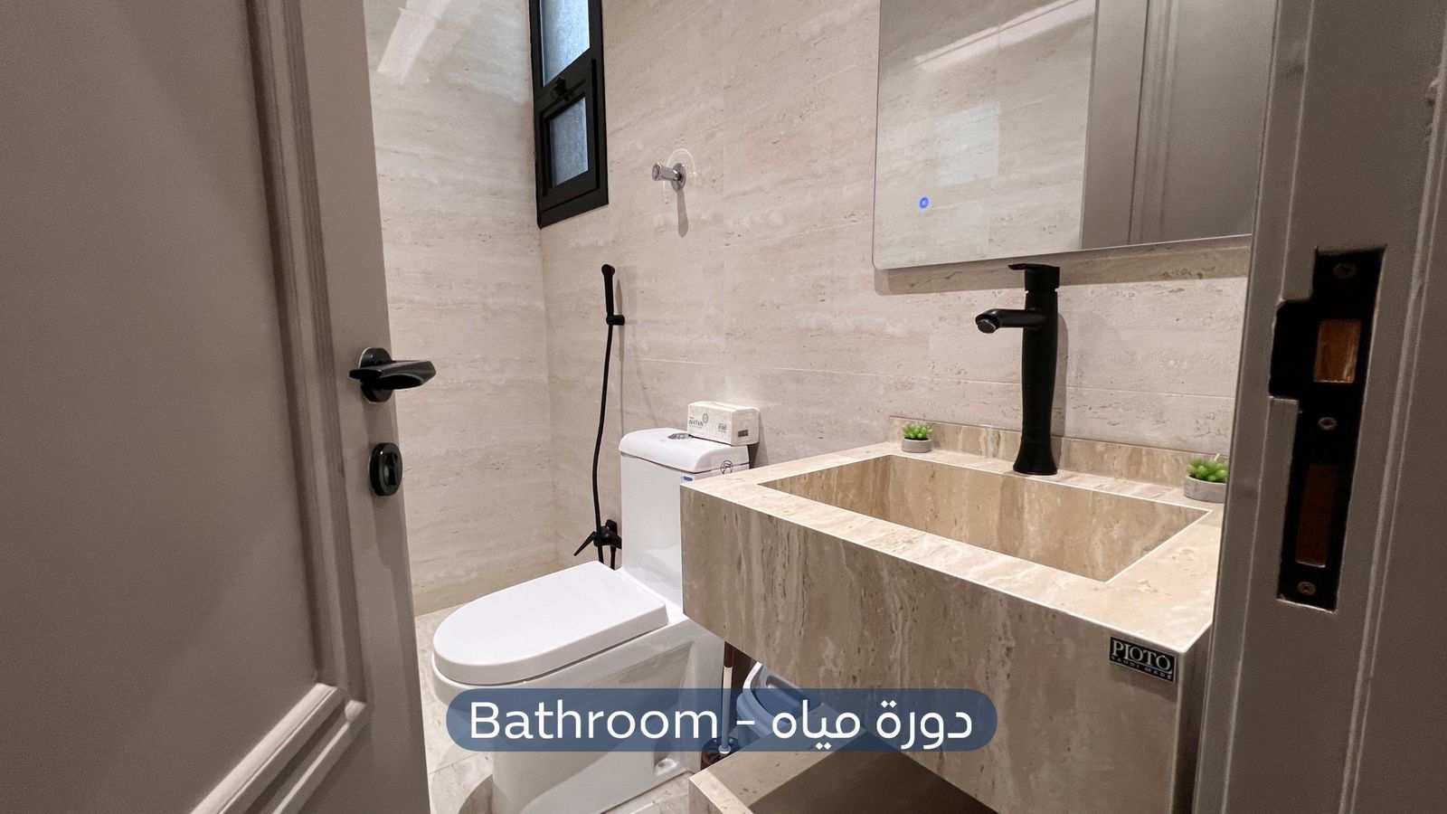 استديو  في حي ظهرة لبن