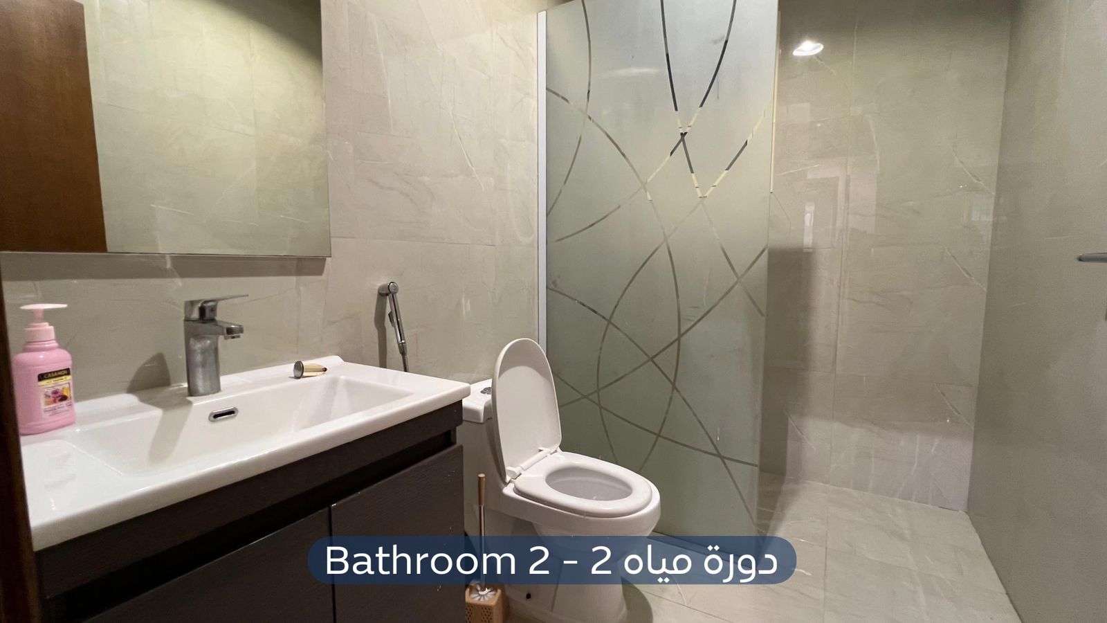 شقة  في حي الملقا