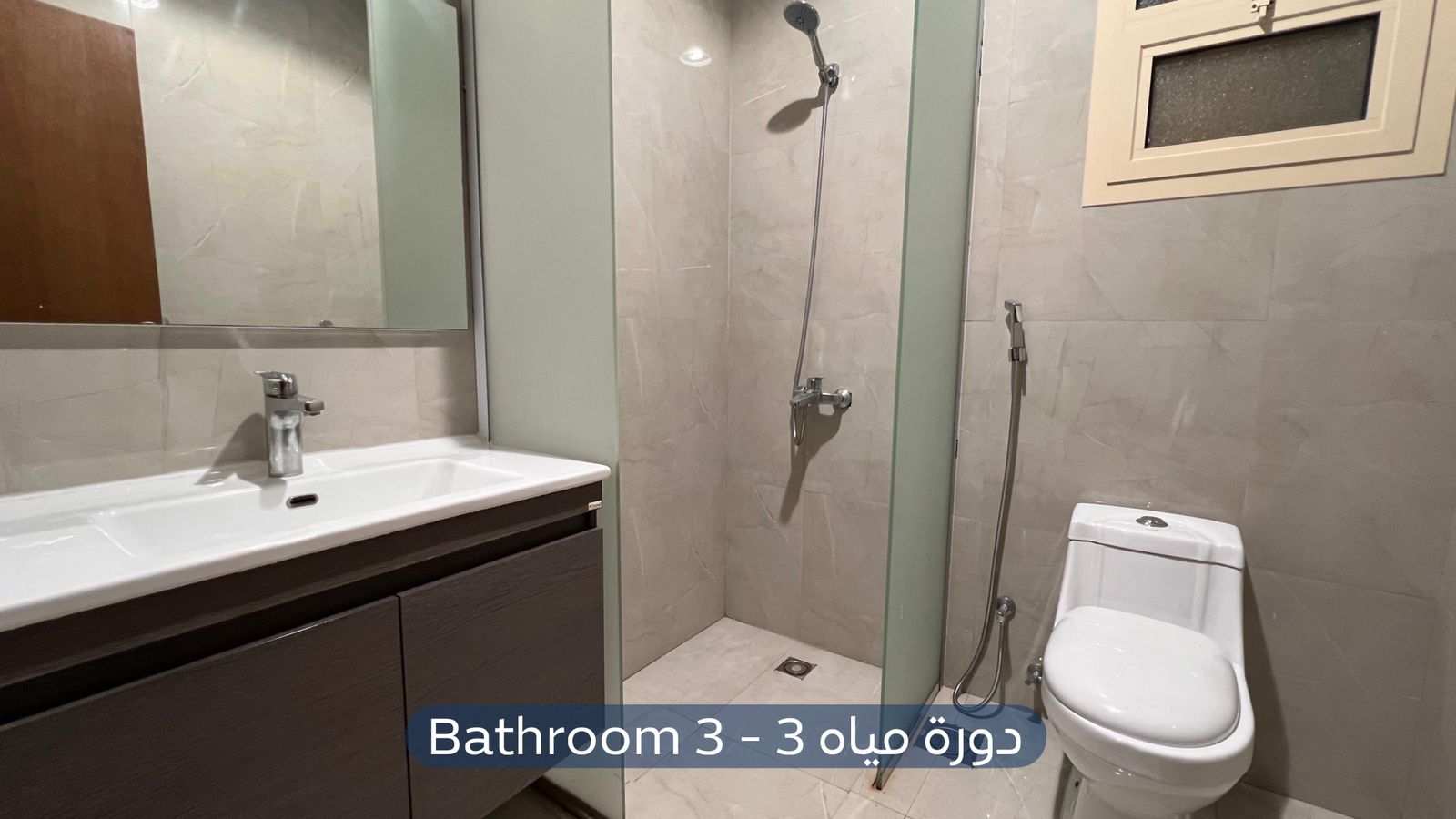 شقة  في حي الملقا