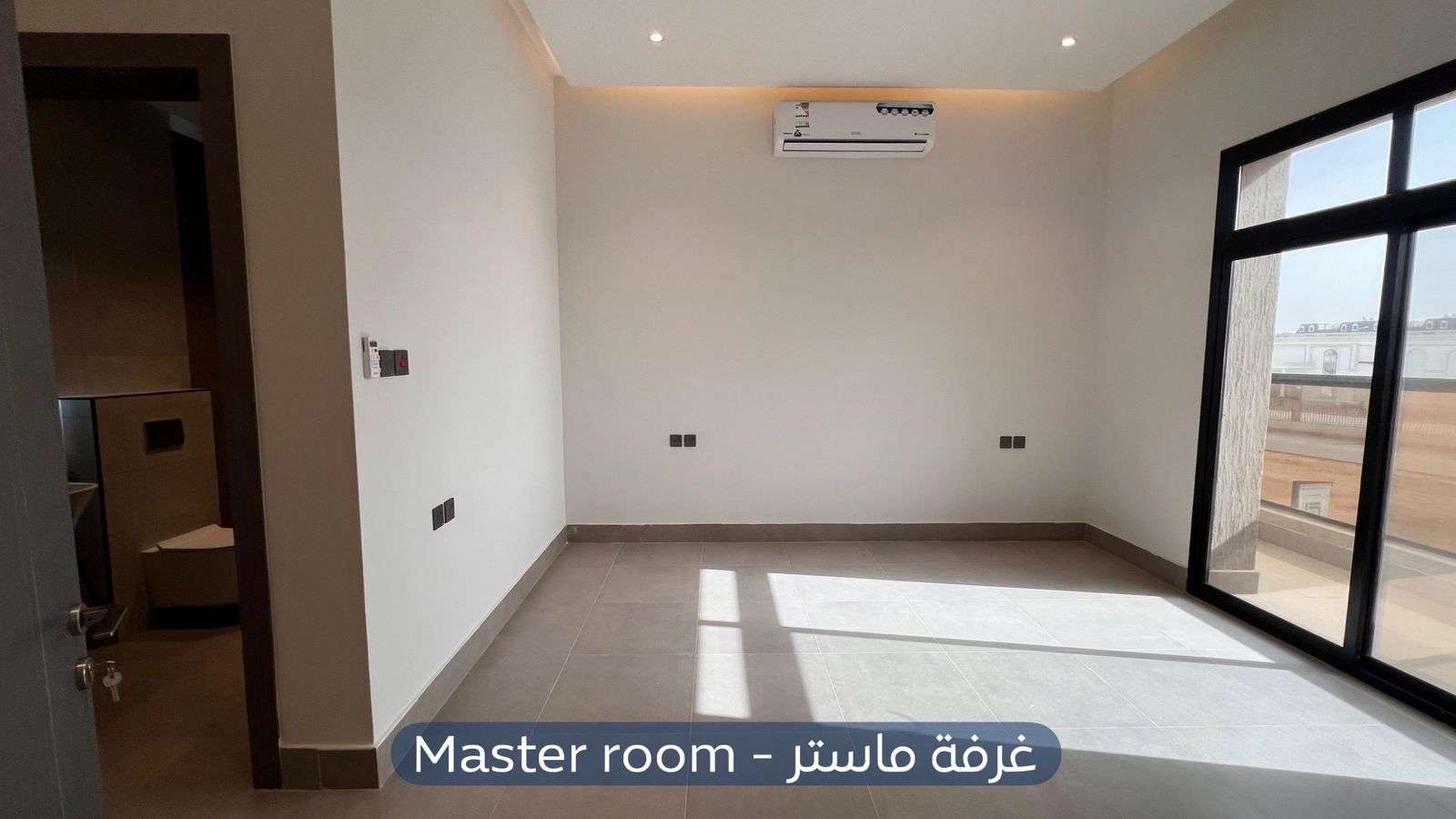 شقة  في حي القادسية