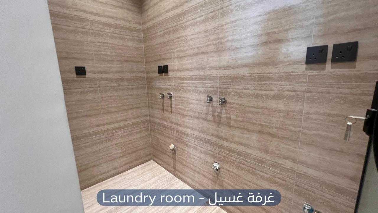 شقة  في حي العليا