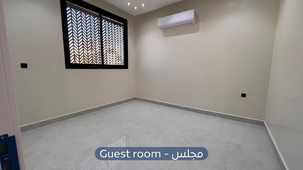 تاون هاوس  في حي الرمال