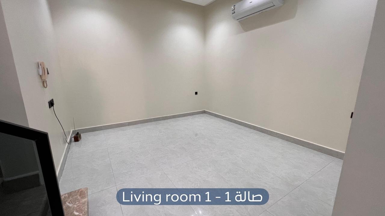 تاون هاوس  في حي الرمال