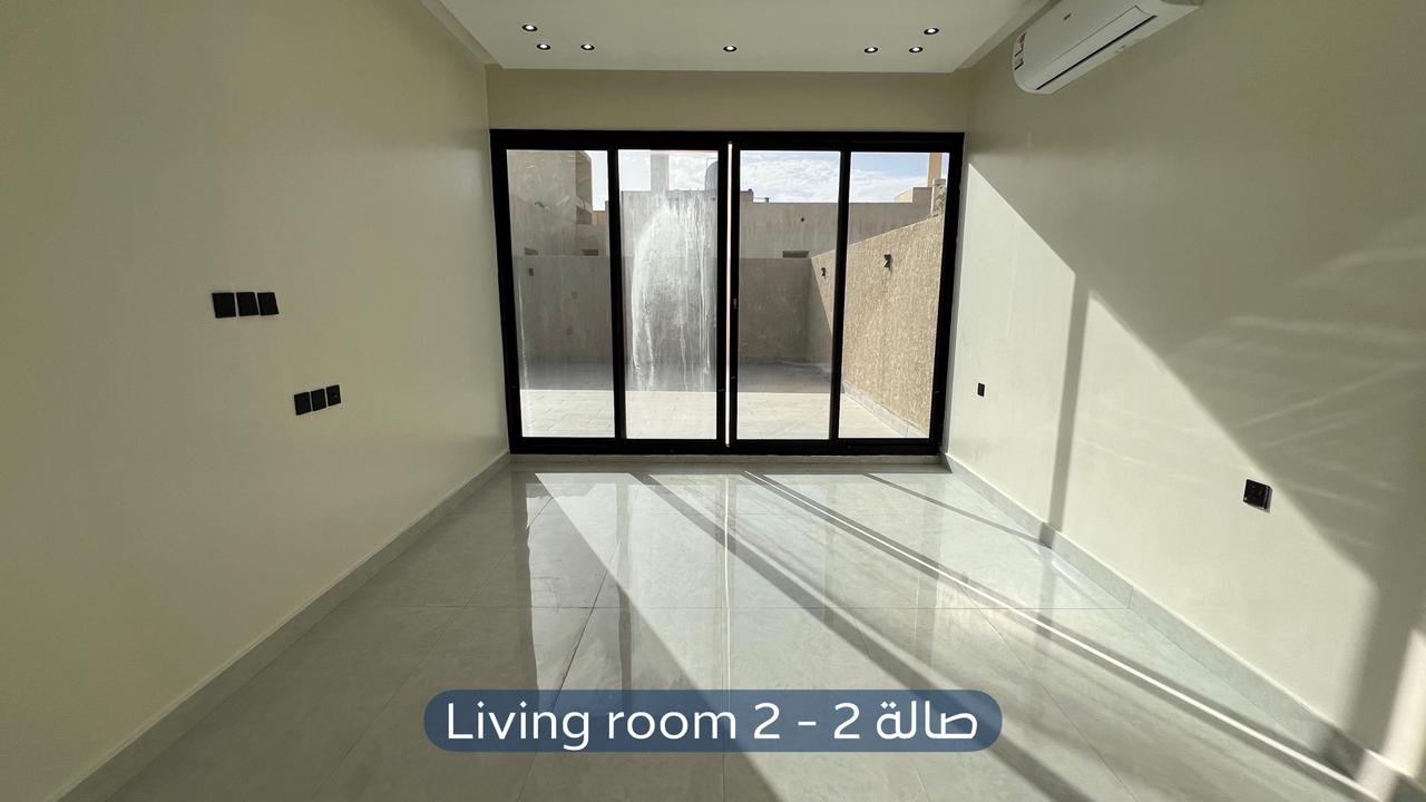 تاون هاوس  في حي الرمال