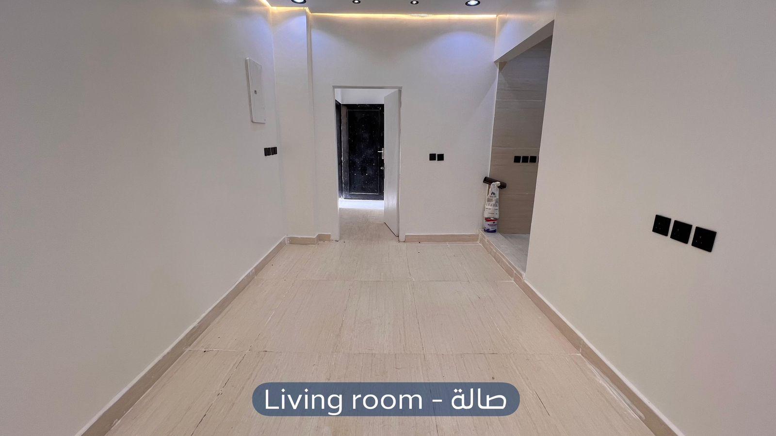 شقة  في حي القادسية