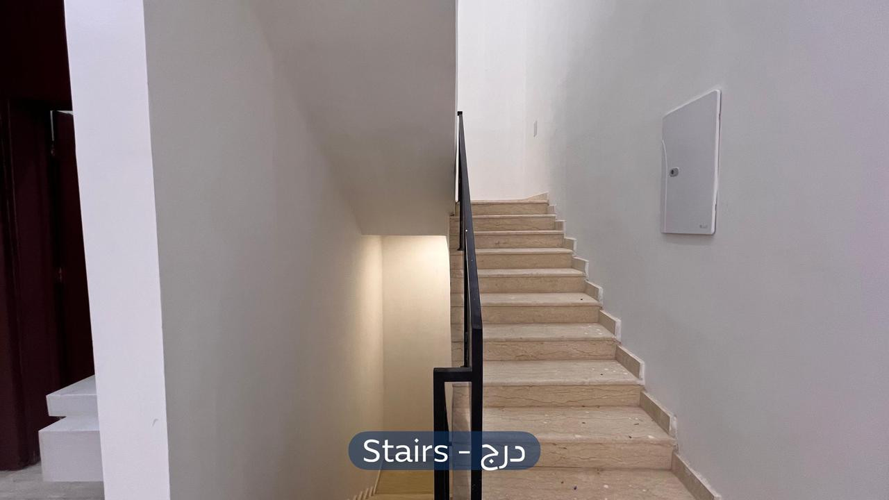 فيلا  في حي طويق