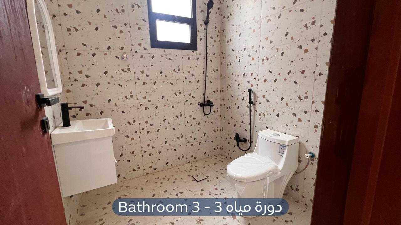 فيلا  في حي طويق