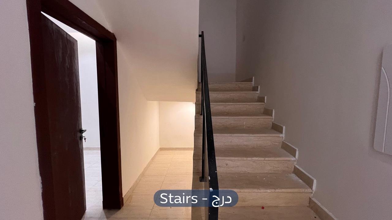 فيلا  في حي طويق