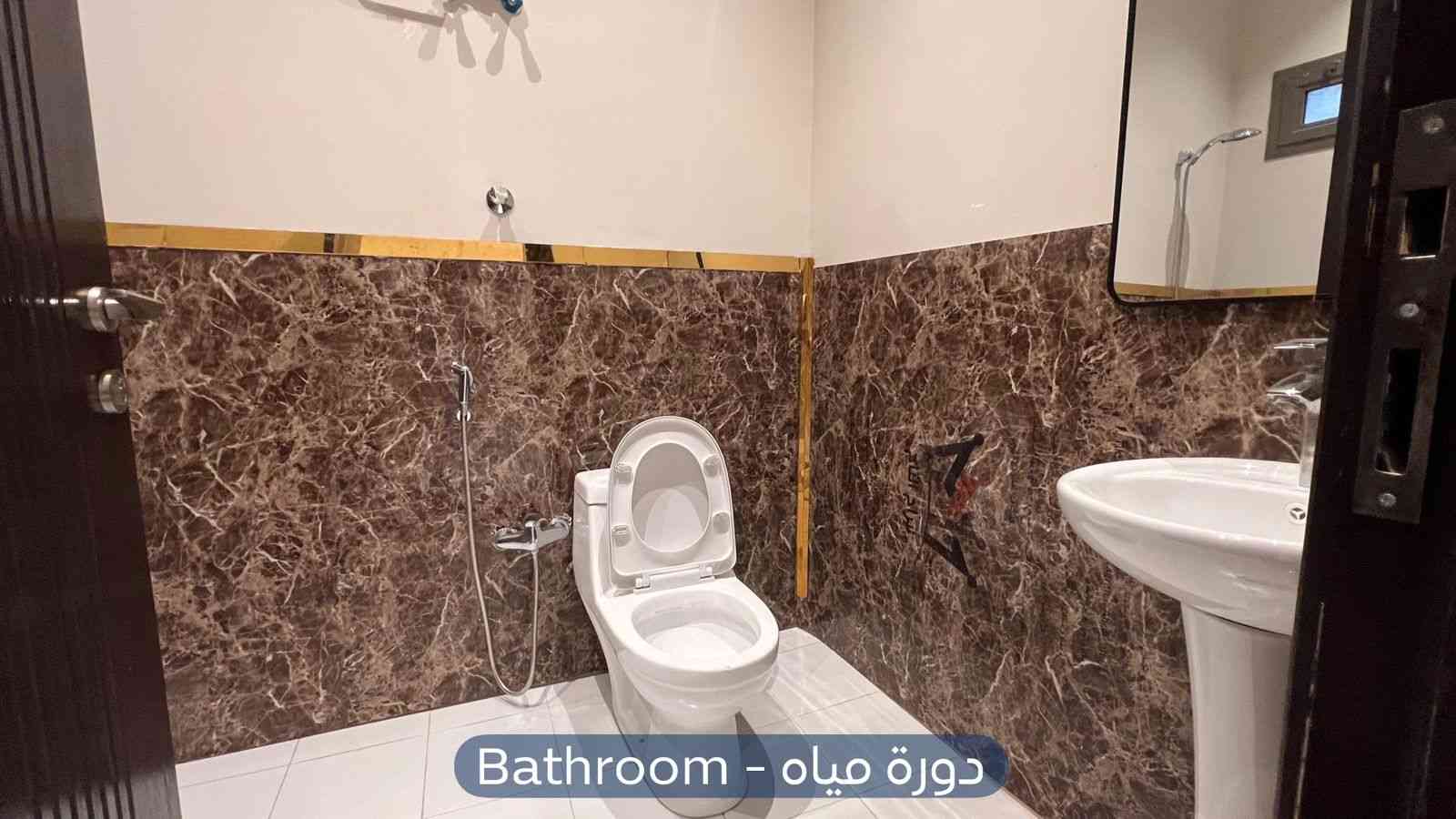 شقة  في حي العارض