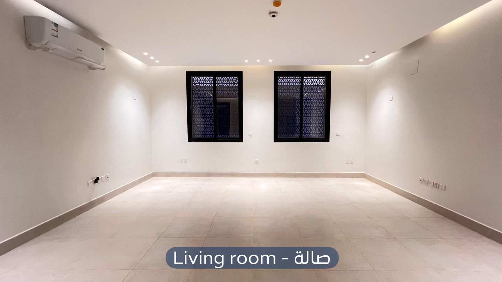 شقة  في حي المروج