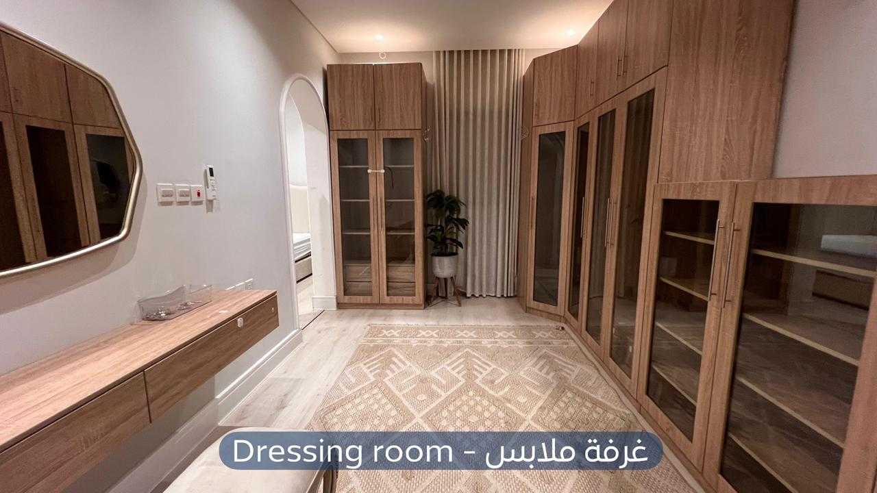 تاون هاوس  في حي العارض