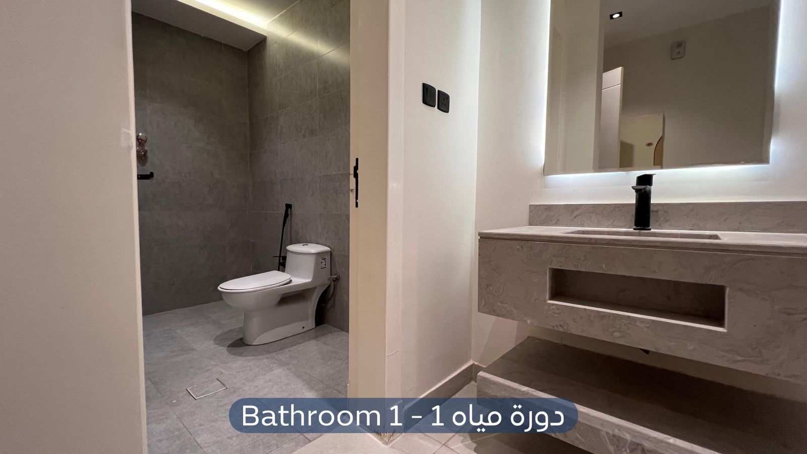 شقة  في حي الرمال