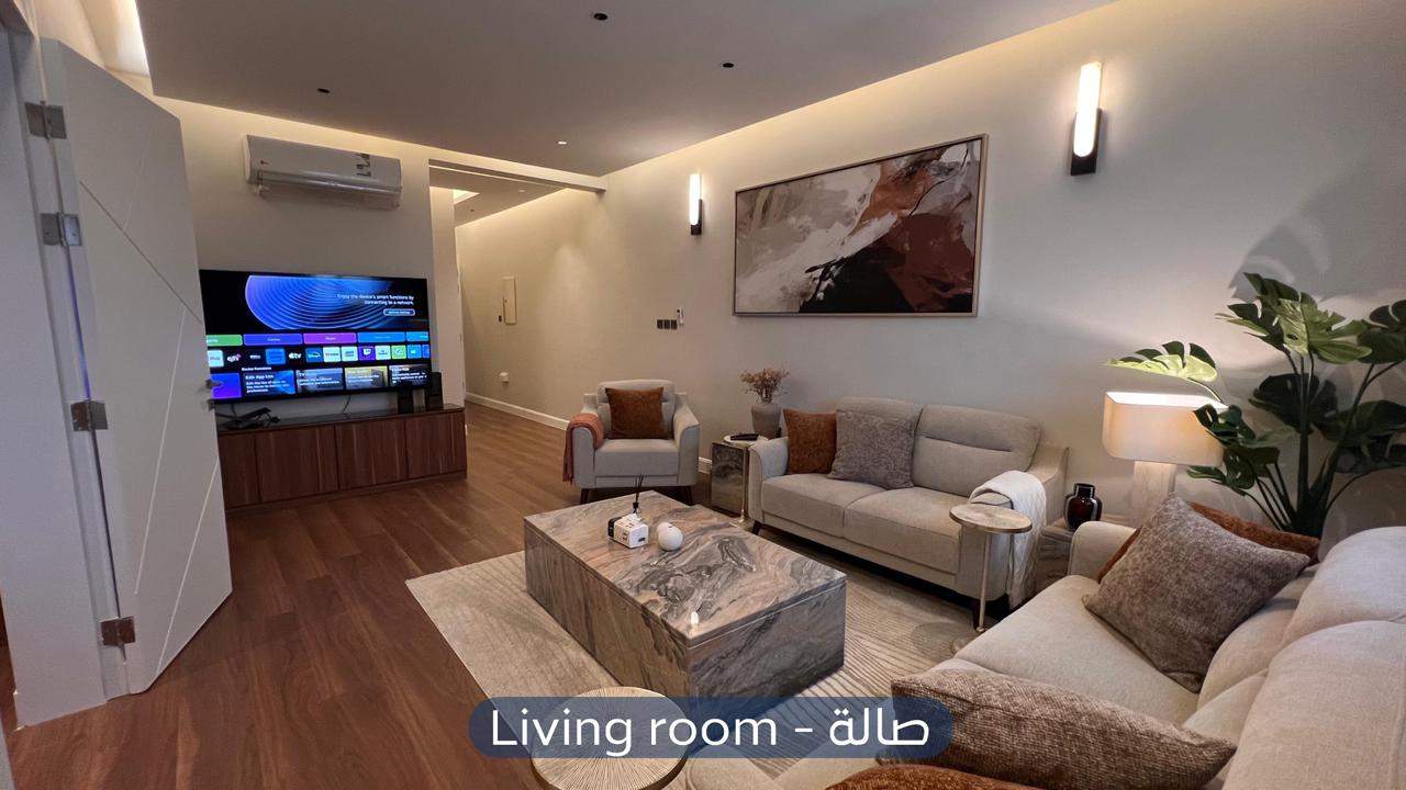 شقة  في حي العارض