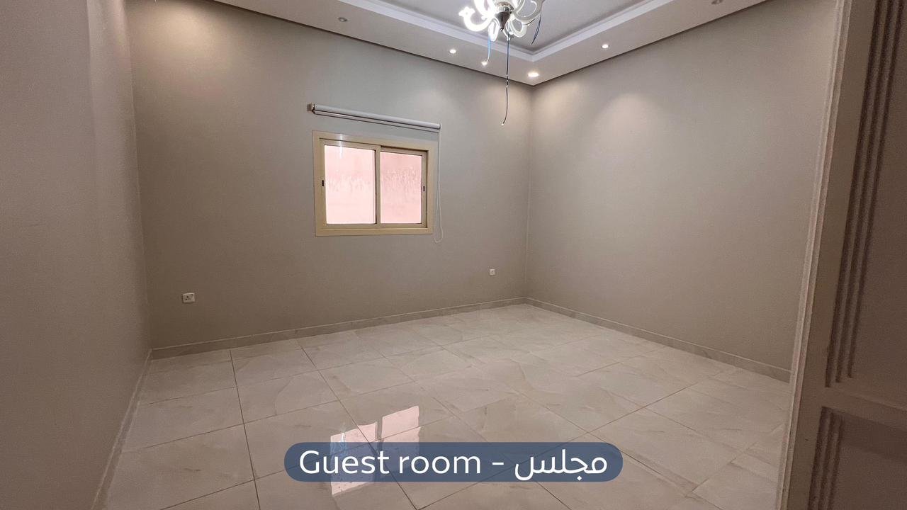 شقة  في حي النرجس