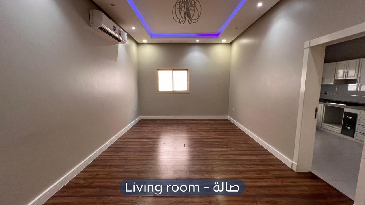 شقة  في حي النرجس