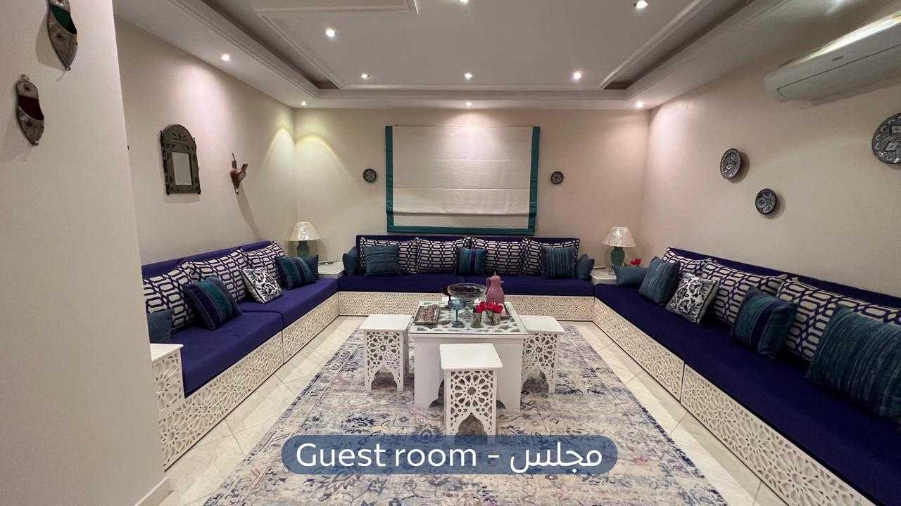 شقة  في حي المغرزات