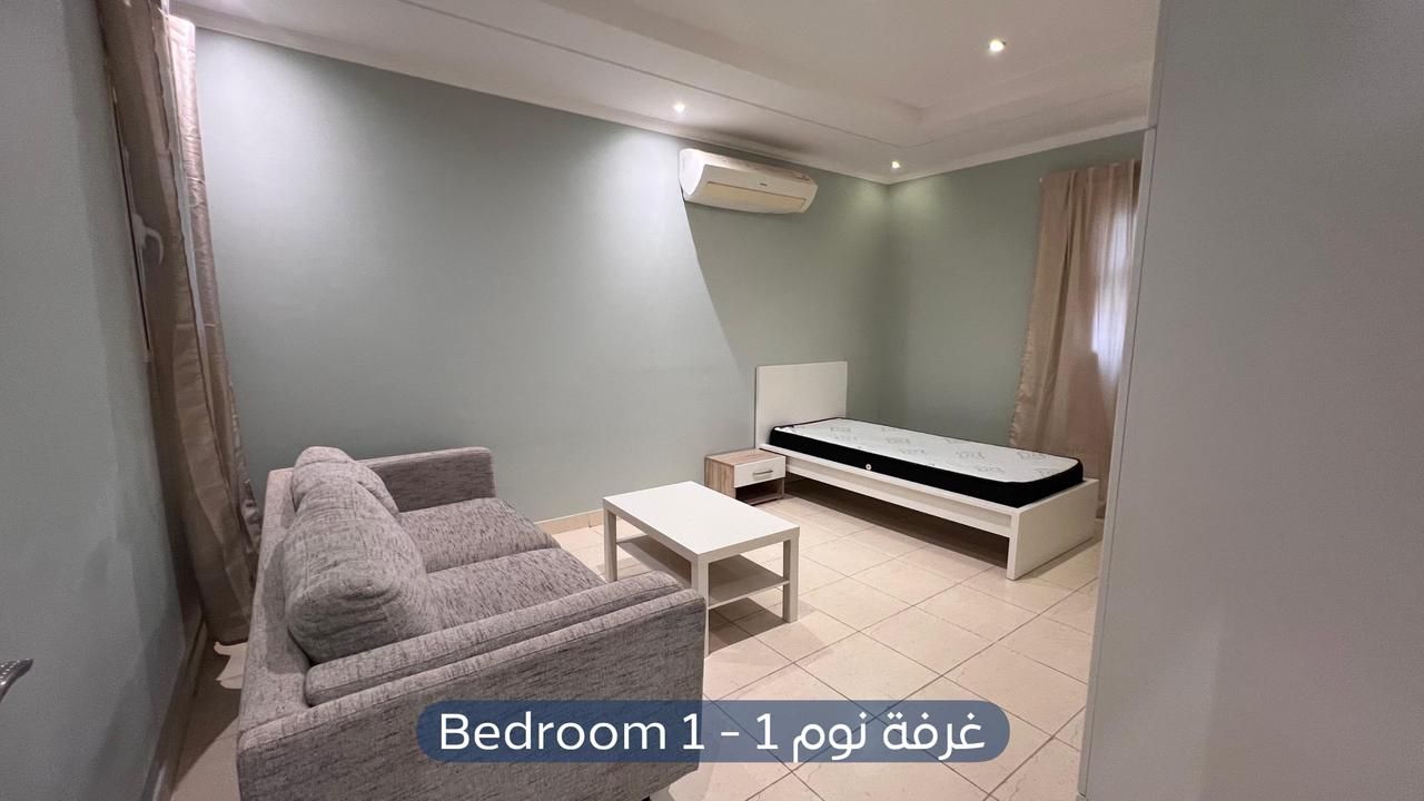 شقة  في حي المغرزات