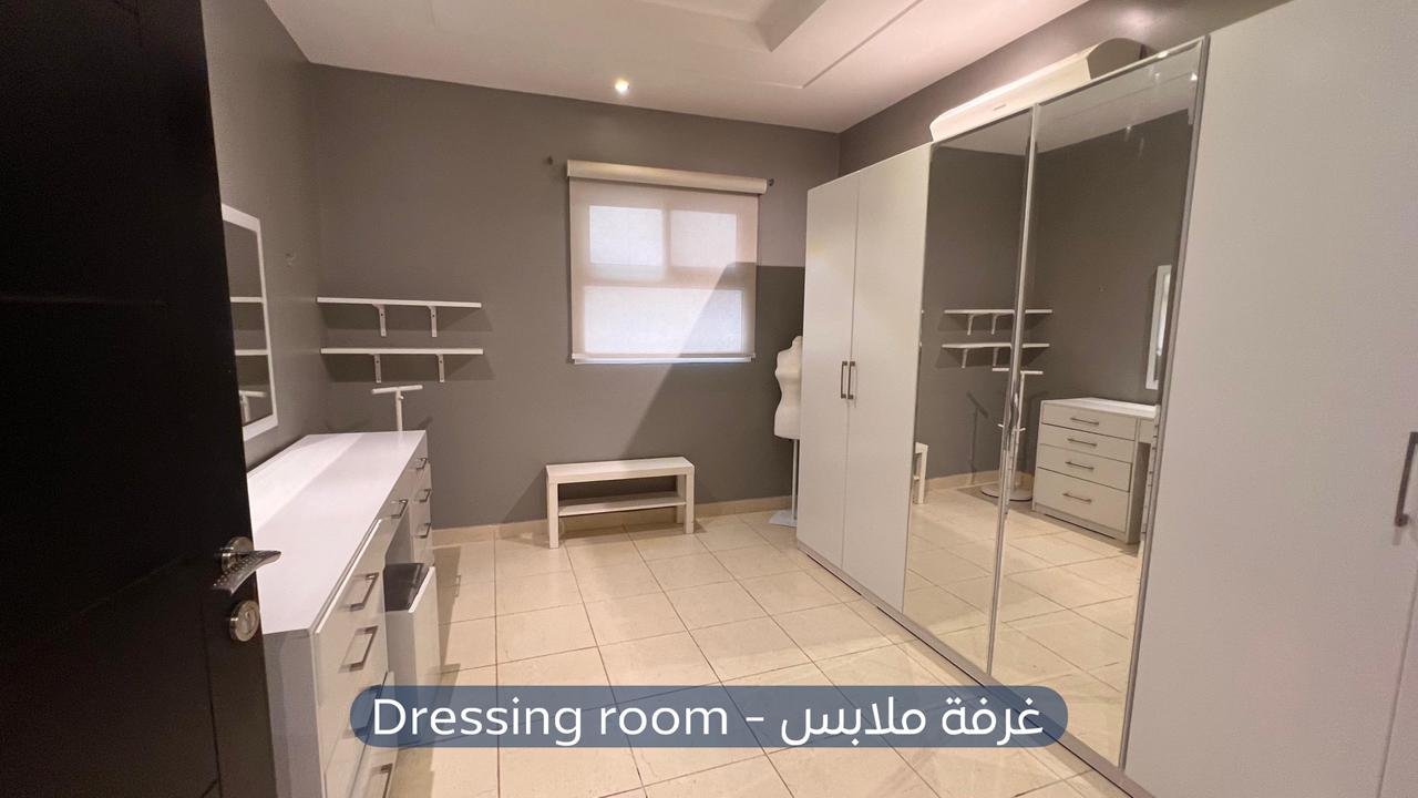 شقة  في حي المغرزات